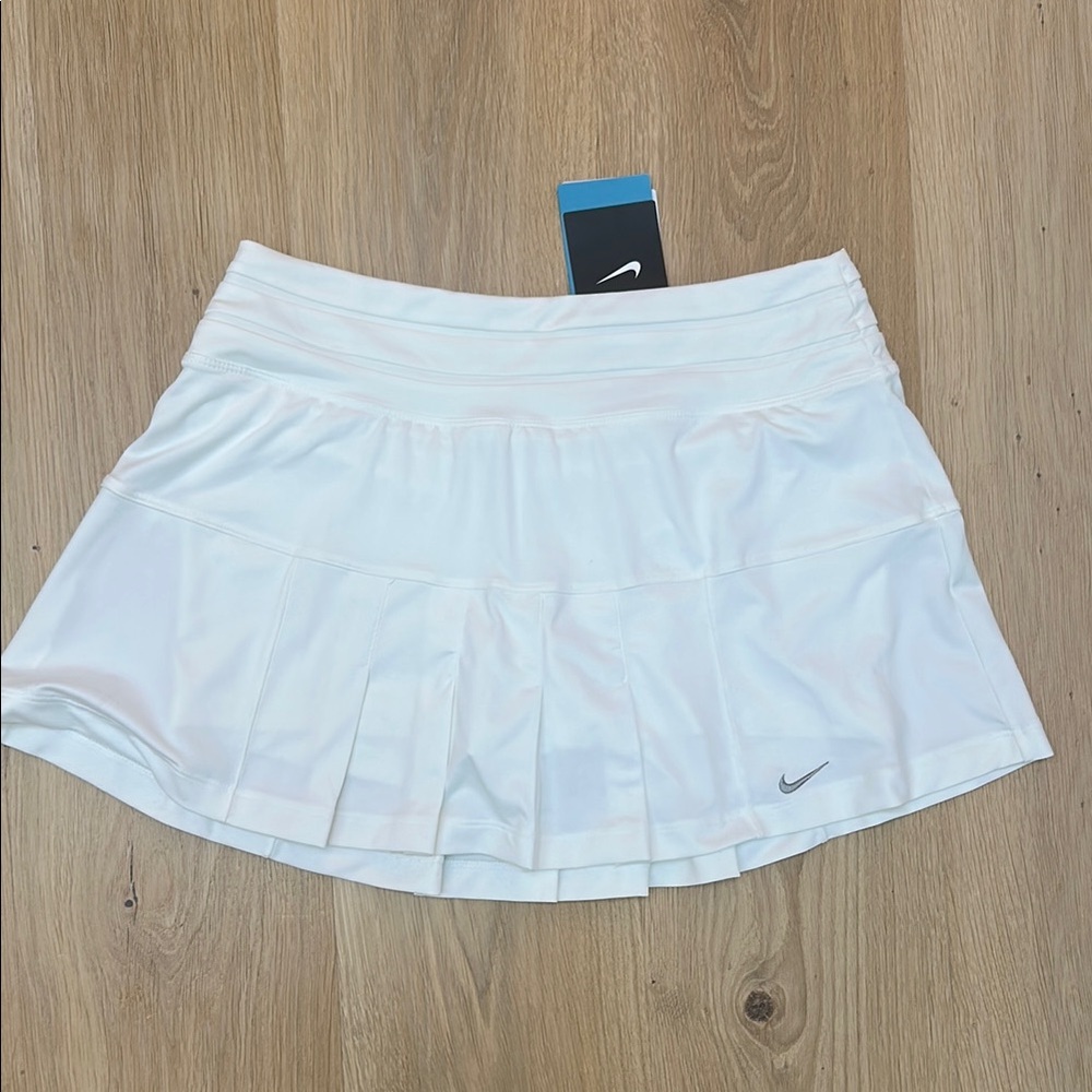 New Nike Dri-FIT White Tennis Skirt